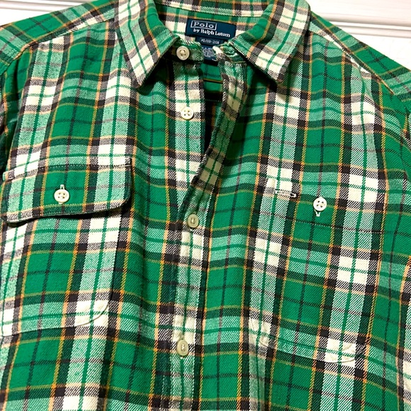 Classic Polo Ralph Lauren shirt for men. It is excellent condition. - Picture 4 of 4